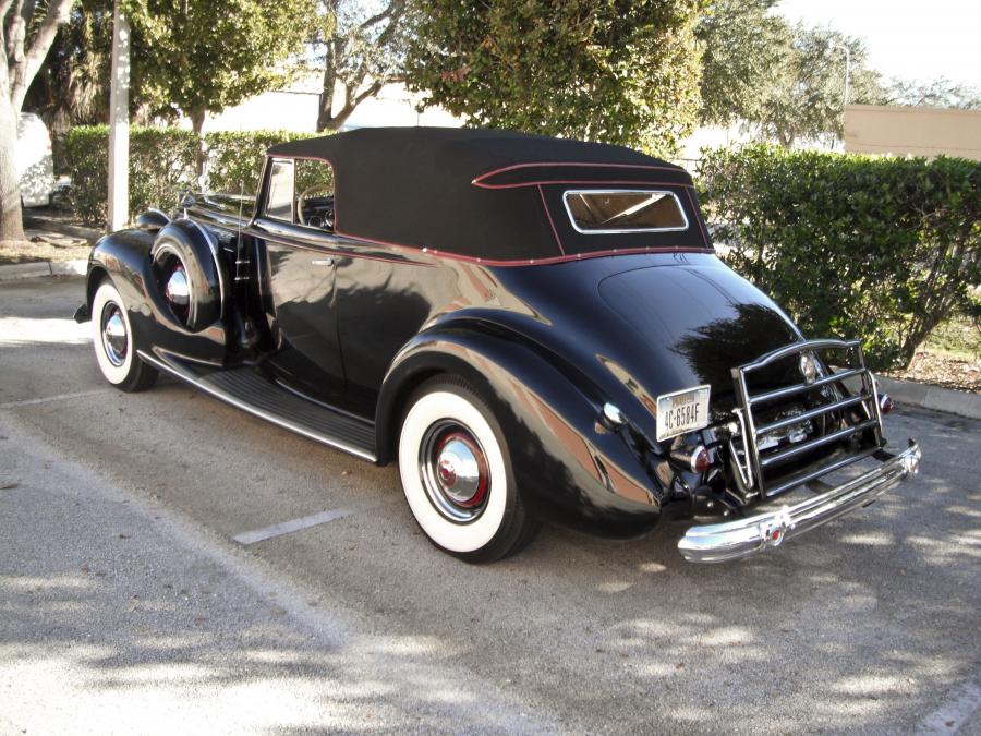  Packard Twelve Convertible Victoria 1938 года  (фото 18 из 18)